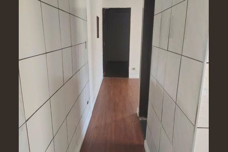 Casa para alugar com 150m², 1 quarto e 1 vaga Casa para alugar com 150m², 1 quarto e 1 vagaCorredor