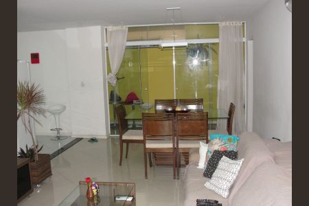 Sala de apartamento à venda com 2 quartos, 120m² em Sampaio, Rio de Janeiro