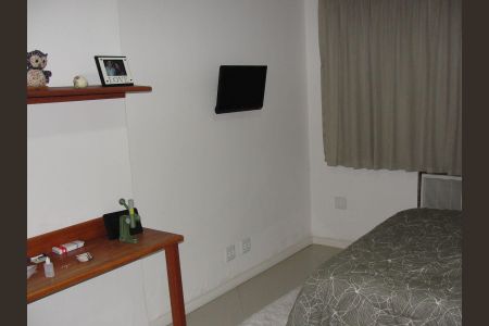 Quarto de apartamento à venda com 2 quartos, 120m² em Sampaio, Rio de Janeiro