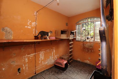 Casa à venda com 865m², 2 quartos e 2 vagasQuarto de Serviço