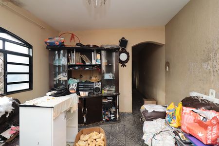 Casa à venda com 865m², 2 quartos e 2 vagasSala