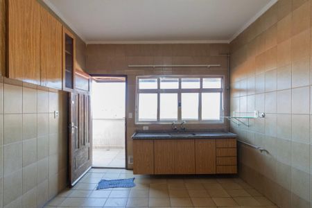 Casa para alugar com 96m², 1 quarto e 3 vagas