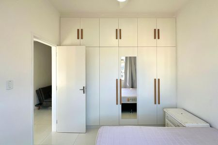 Apartamento para alugar com 72m², 2 quartos e 1 vaga