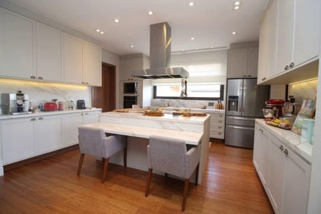 Casa de condomínio à venda com 549m², 5 quartos e 6 vagas Casa de condomínio à venda com 549m², 5 quartos e 6 vagasFoto 20