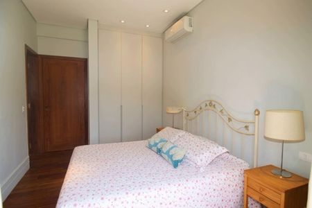 Casa de condomínio à venda com 549m², 5 quartos e 6 vagas Casa de condomínio à venda com 549m², 5 quartos e 6 vagasFoto 31