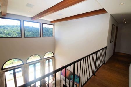 Casa de condomínio à venda com 549m², 5 quartos e 6 vagas Casa de condomínio à venda com 549m², 5 quartos e 6 vagasFoto 28