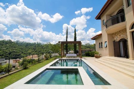 Casa de condomínio à venda com 549m², 5 quartos e 6 vagas Casa de condomínio à venda com 549m², 5 quartos e 6 vagasFoto 03