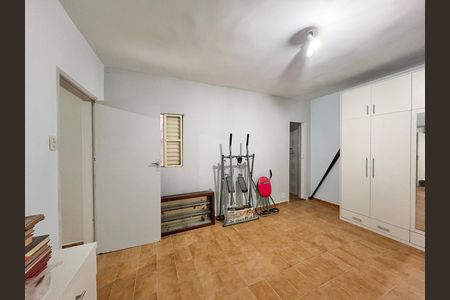 Casa à venda com 140m², 2 quartos e 2 vagasSuíte 