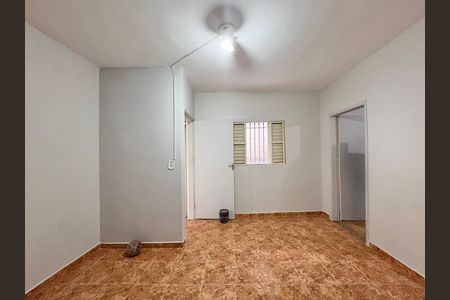 Casa à venda com 140m², 2 quartos e 2 vagasQuarto 