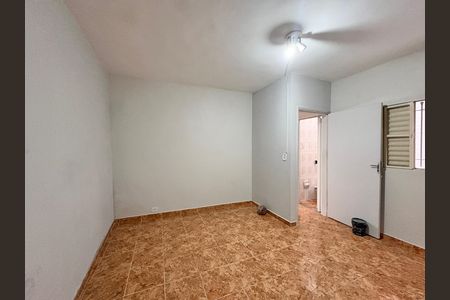 Casa à venda com 140m², 2 quartos e 2 vagasQuarto