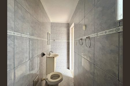 Casa à venda com 60m², 1 quarto e 1 vaga Casa à venda com 60m², 1 quarto e 1 vagaBanheiro