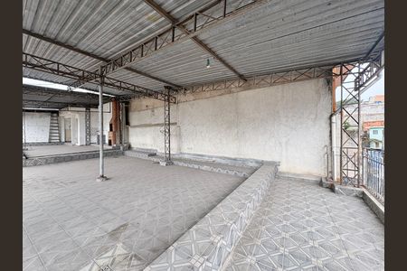Casa à venda com 80m², 2 quartos e 1 vaga Casa à venda com 80m², 2 quartos e 1 vagaTerraço/ Área de serviço/ Churrasqueira