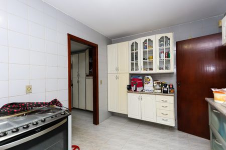 Casa para alugar com 167m², 3 quartos e 3 vagascozinha
