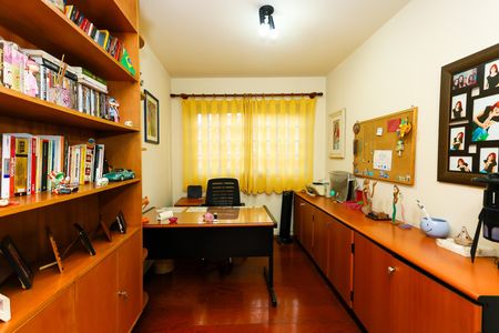 Casa para alugar com 167m², 3 quartos e 3 vagasEscritório