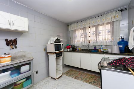 Casa para alugar com 167m², 3 quartos e 3 vagascozinha