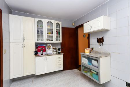 Casa para alugar com 167m², 3 quartos e 3 vagascozinha