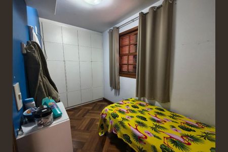 Quarto de casa à venda com 3 quartos, 248m² em Vila Ipojuca, São Paulo