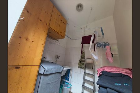 Área de serviço de casa à venda com 3 quartos, 248m² em Vila Ipojuca, São Paulo