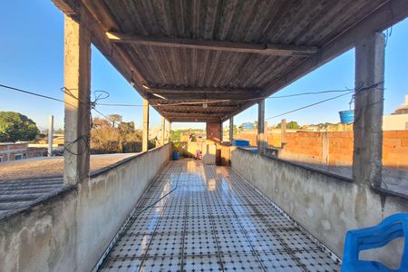 Casa para alugar com 170m², 3 quartos e sem vaga Casa para alugar com 170m², 3 quartos e sem vagaTerraço