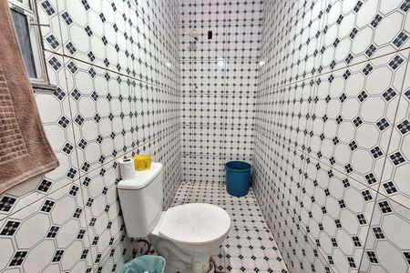 Casa para alugar com 170m², 3 quartos e sem vaga Casa para alugar com 170m², 3 quartos e sem vagaBanheiro