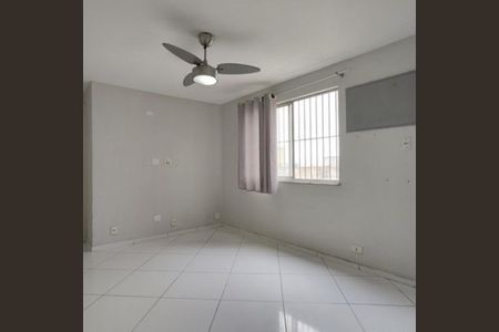 Apartamento à venda com 55m², 2 quartos e 1 vaga Apartamento à venda com 55m², 2 quartos e 1 vagaSala