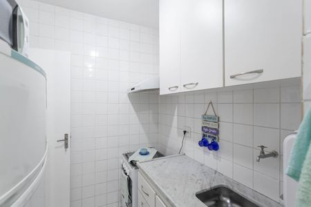 Cozinha e Área de Serviço de apartamento à venda com 2 quartos, 52m² em Buritis, Belo Horizonte