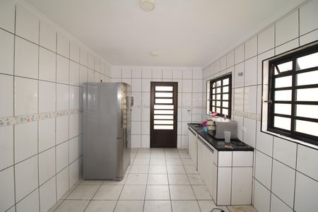 Casa para alugar com 330m², 3 quartos e 3 vagasCozinha