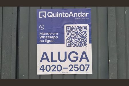 Casa para alugar com 330m², 3 quartos e 3 vagasFachada