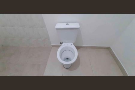 Casa para alugar com 50m², 1 quarto e sem vaga Casa para alugar com 50m², 1 quarto e sem vagaBanheiro