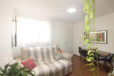 Apartamento à venda com 43m², 2 quartos e 1 vaga Apartamento à venda com 43m², 2 quartos e 1 vagaSala