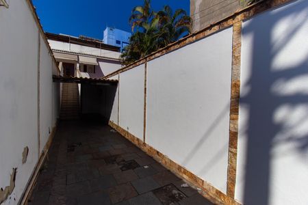 Casa à venda com 143m², 2 quartos e 3 vagas Casa à venda com 143m², 2 quartos e 3 vagasGaragem