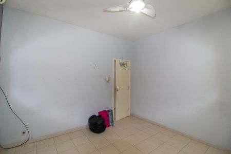 Casa à venda com 143m², 2 quartos e 3 vagas Casa à venda com 143m², 2 quartos e 3 vagasQuarto 1