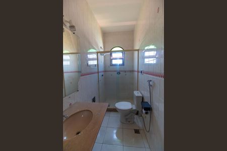 Casa à venda com 143m², 2 quartos e 3 vagas Casa à venda com 143m², 2 quartos e 3 vagasBanheiro da Suíte