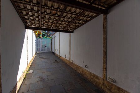 Casa à venda com 143m², 2 quartos e 3 vagas Casa à venda com 143m², 2 quartos e 3 vagasGaragem