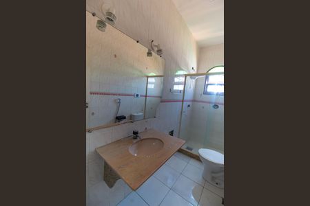 Casa à venda com 143m², 2 quartos e 3 vagas Casa à venda com 143m², 2 quartos e 3 vagasBanheiro da Suíte