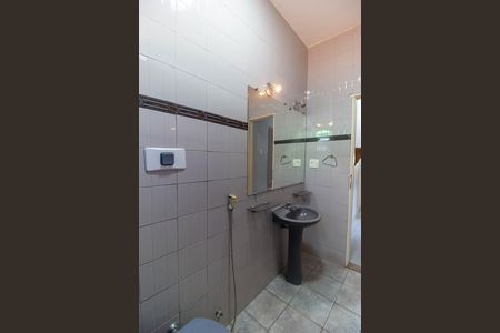 Casa à venda com 143m², 2 quartos e 3 vagas Casa à venda com 143m², 2 quartos e 3 vagasBanheiro Social