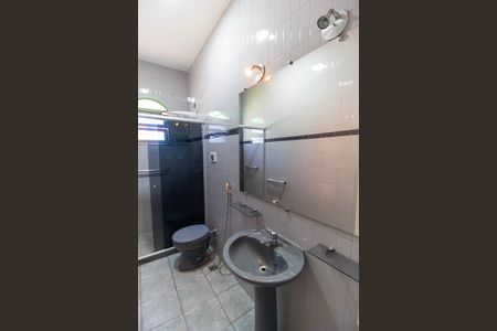Casa à venda com 143m², 2 quartos e 3 vagas Casa à venda com 143m², 2 quartos e 3 vagasBanheiro Social