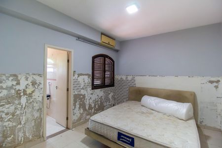 Casa à venda com 143m², 2 quartos e 3 vagas Casa à venda com 143m², 2 quartos e 3 vagas Suíte