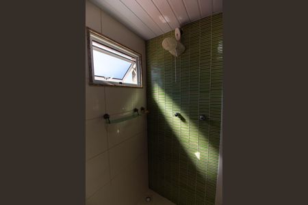 Casa à venda com 143m², 2 quartos e 3 vagas Casa à venda com 143m², 2 quartos e 3 vagasBanheiro de serviço