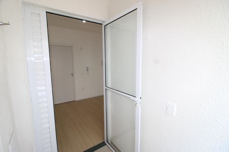 Apartamento para alugar com 28m², 2 quartos e sem vagaSala / Cozinha - Varanda