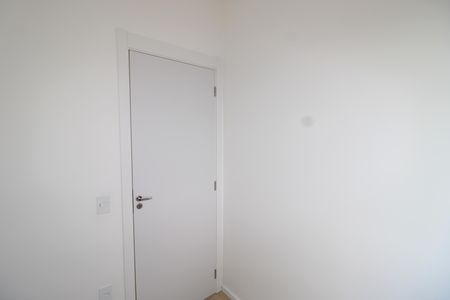 Quarto 1 de apartamento para alugar com 2 quartos, 28m² em Vila Santana, São Paulo