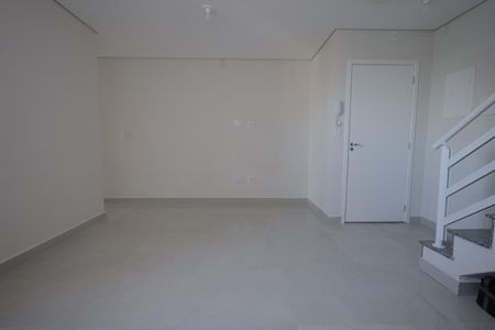 Apartamento para alugar com 150m², 3 quartos e 2 vagas Apartamento para alugar com 150m², 3 quartos e 2 vagasSala e Cozinha