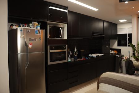 Apartamento para alugar com 2 quartos, 54m² em Cemucam, Cotia