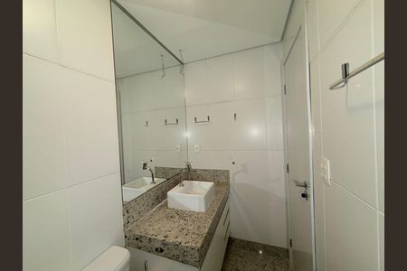 Apartamento à venda com 157m², 3 quartos e 2 vagasBanheiro