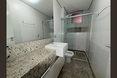 Apartamento à venda com 157m², 3 quartos e 2 vagasBanheiro