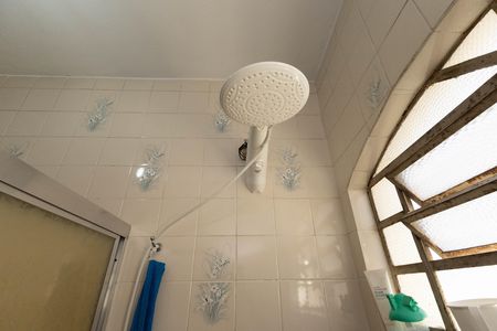 Casa à venda com 60m², 4 quartos e 2 vagas Casa à venda com 60m², 4 quartos e 2 vagasBanheiro 3