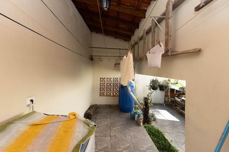 Casa à venda com 60m², 4 quartos e 2 vagas Casa à venda com 60m², 4 quartos e 2 vagasÁrea de Serviço