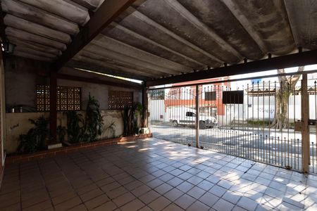 Casa à venda com 60m², 4 quartos e 2 vagas Casa à venda com 60m², 4 quartos e 2 vagasGaragem