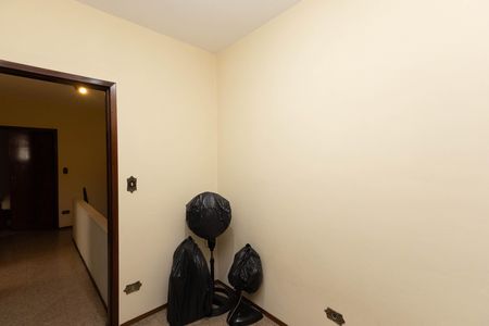 Casa à venda com 60m², 4 quartos e 2 vagas