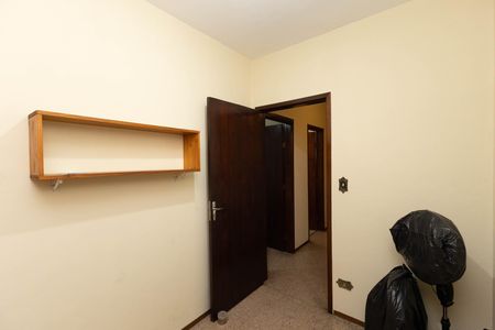 Casa à venda com 60m², 4 quartos e 2 vagas Casa à venda com 60m², 4 quartos e 2 vagasQuarto 3